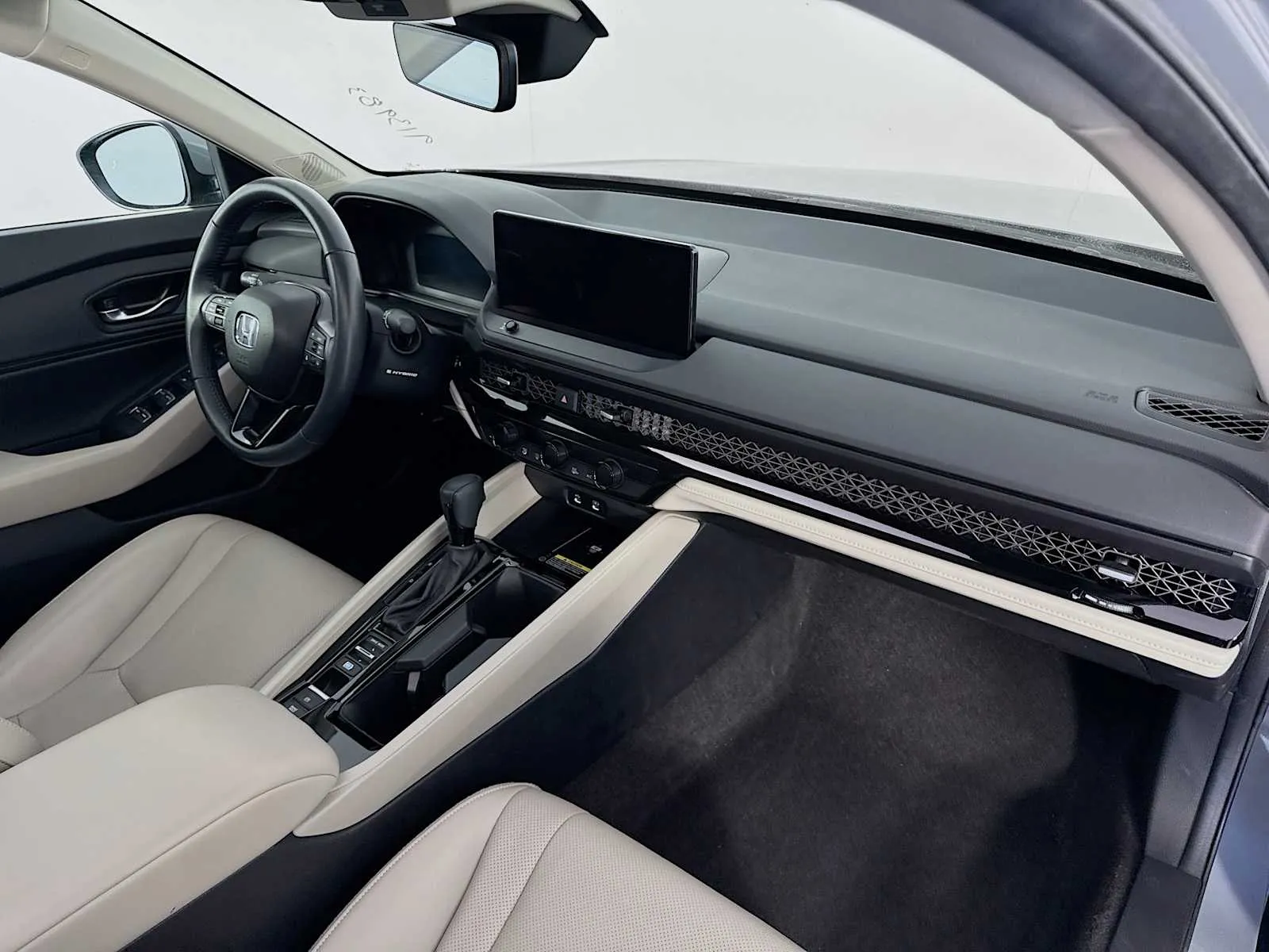 Honda Accord photo 23