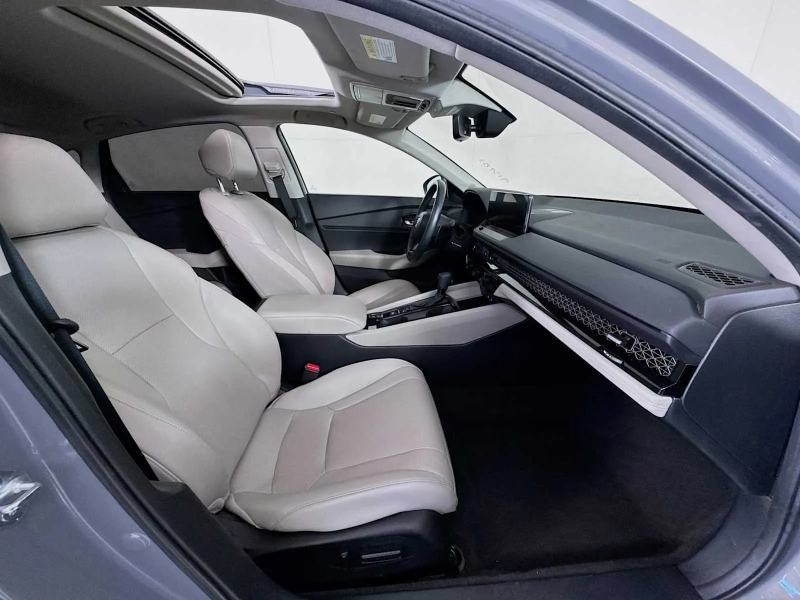 Honda Accord photo 30