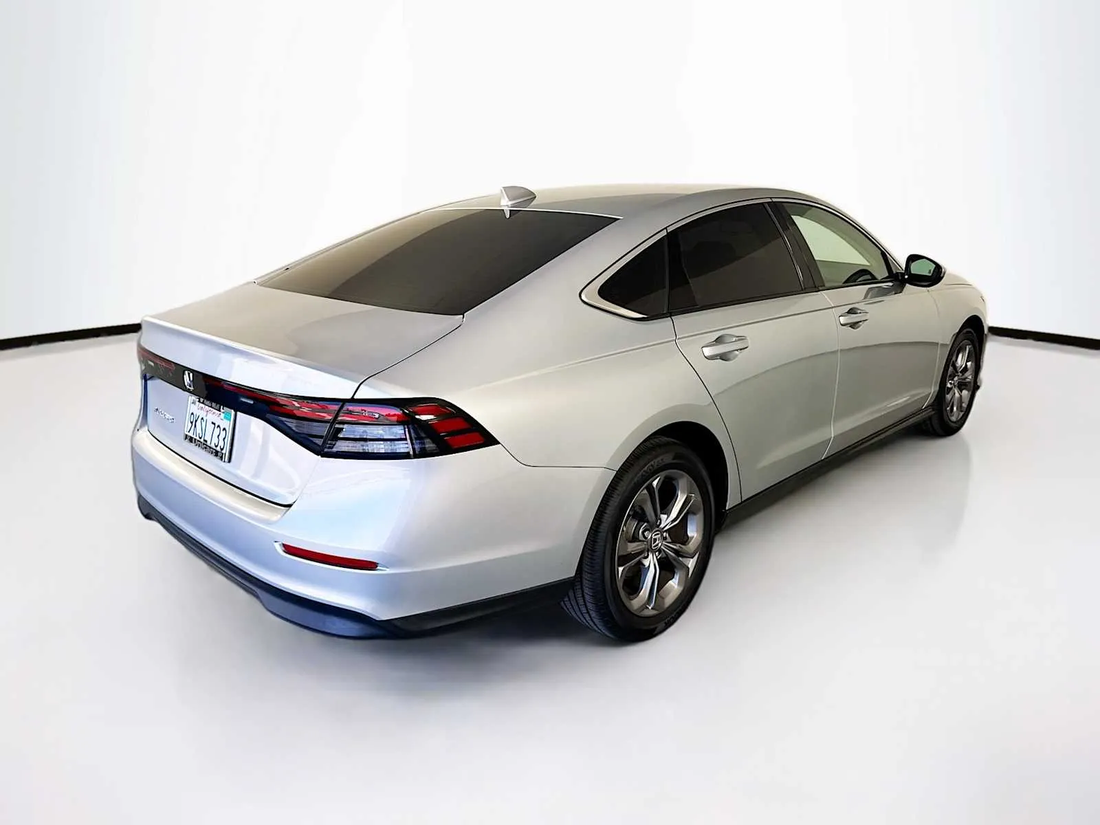 Honda Accord photo 7
