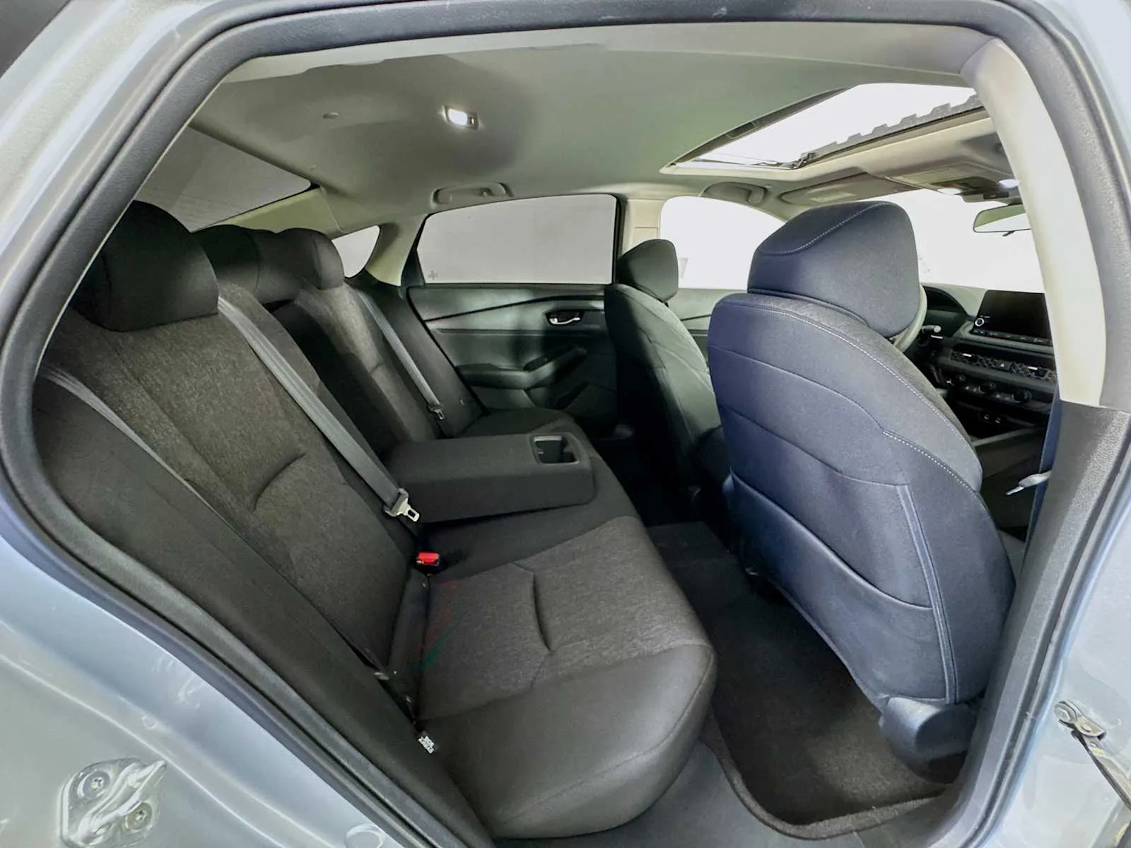 Honda Accord photo 26