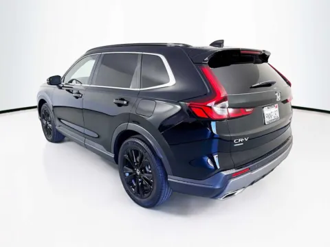 More photos of 2025 Honda CR-V Hybrid Sport Touring at Unicars Honda, CA