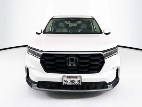 Photos of 2025 Honda Pilot EX-L for sale in Indio, CA at Unicars Honda