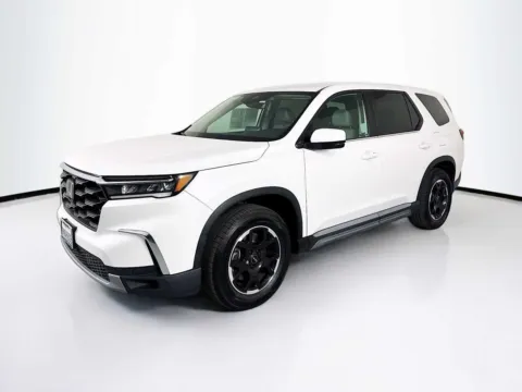 Another view of 2025 Honda Pilot EX-L for sale in Indio, CA at Unicars Honda