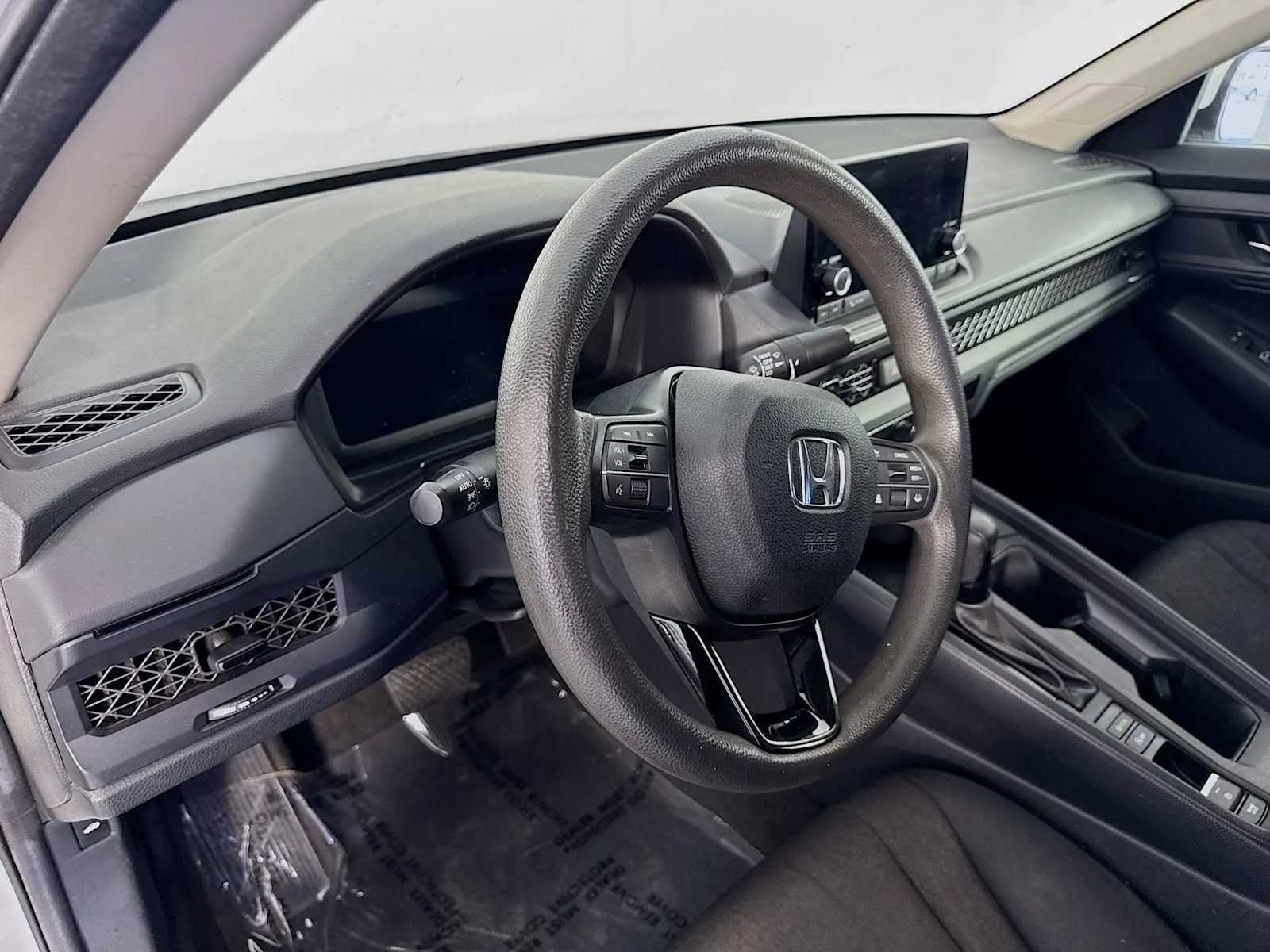 Honda Accord photo 13