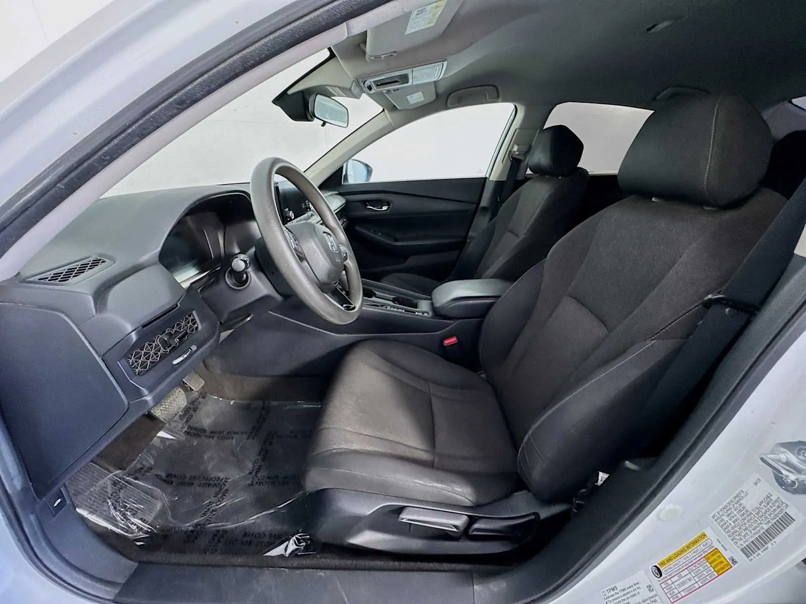 Honda Accord photo 12