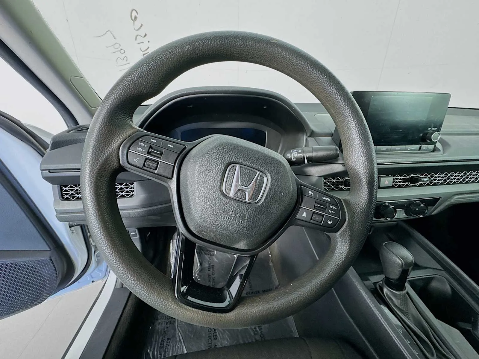 Honda Accord photo 14