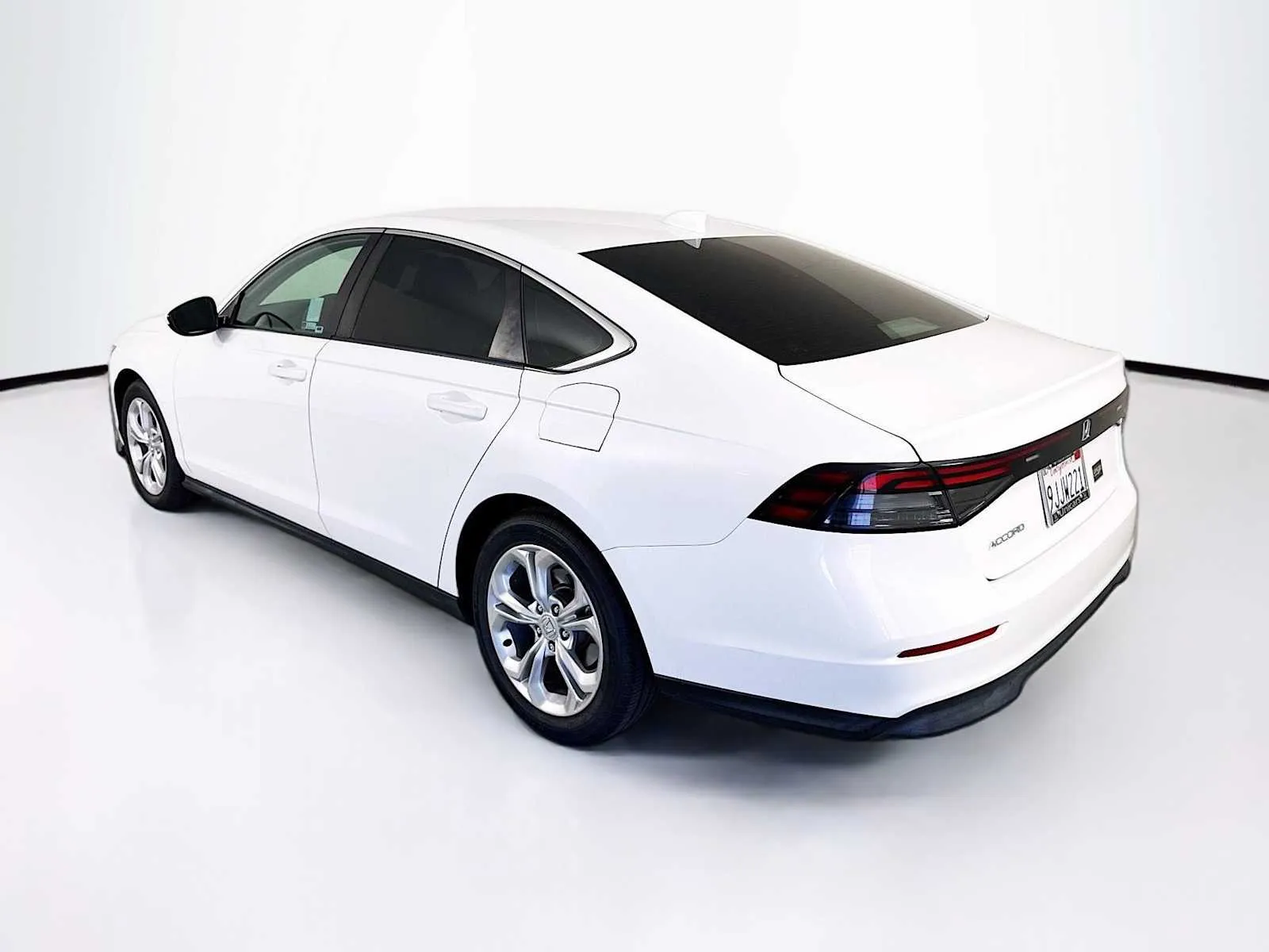 Honda Accord photo 5