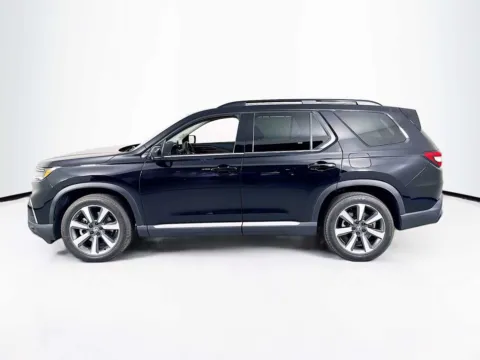 Another view of 2025 Honda Pilot Elite for sale in Indio, CA at Unicars Honda