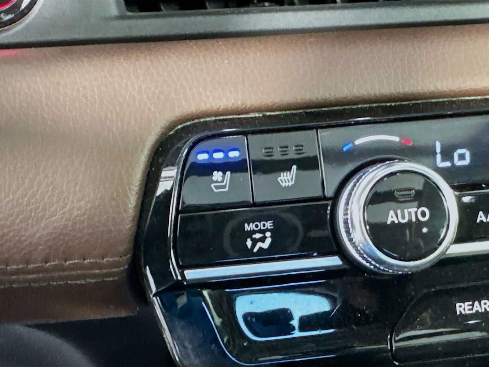 Honda Pilot photo 19