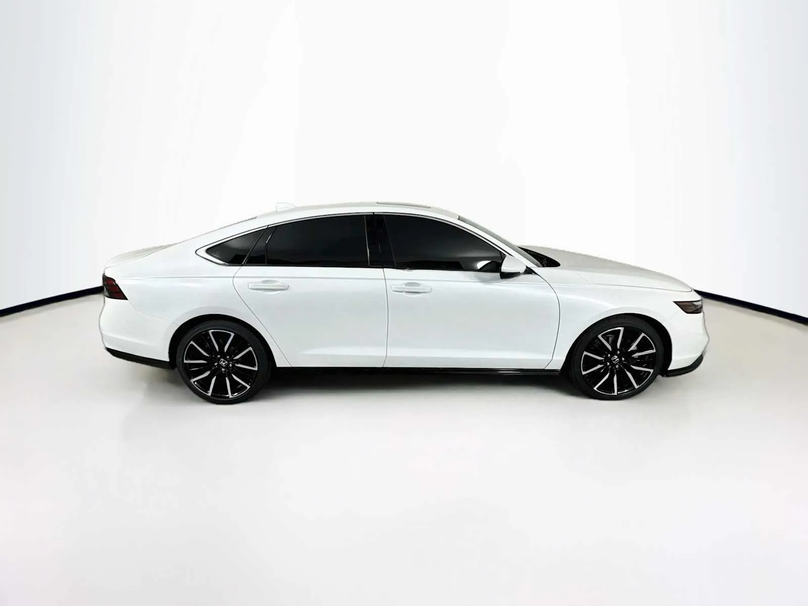 Honda Accord photo 7