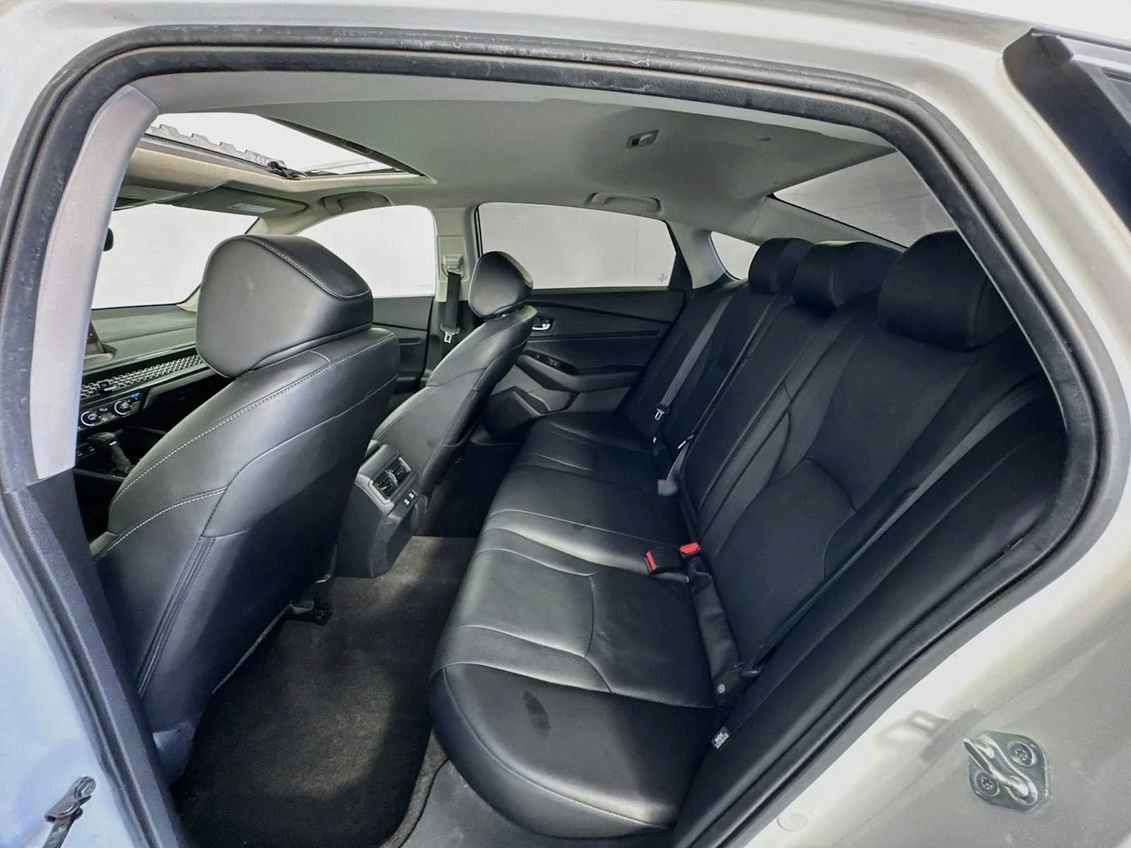 Honda Accord photo 25
