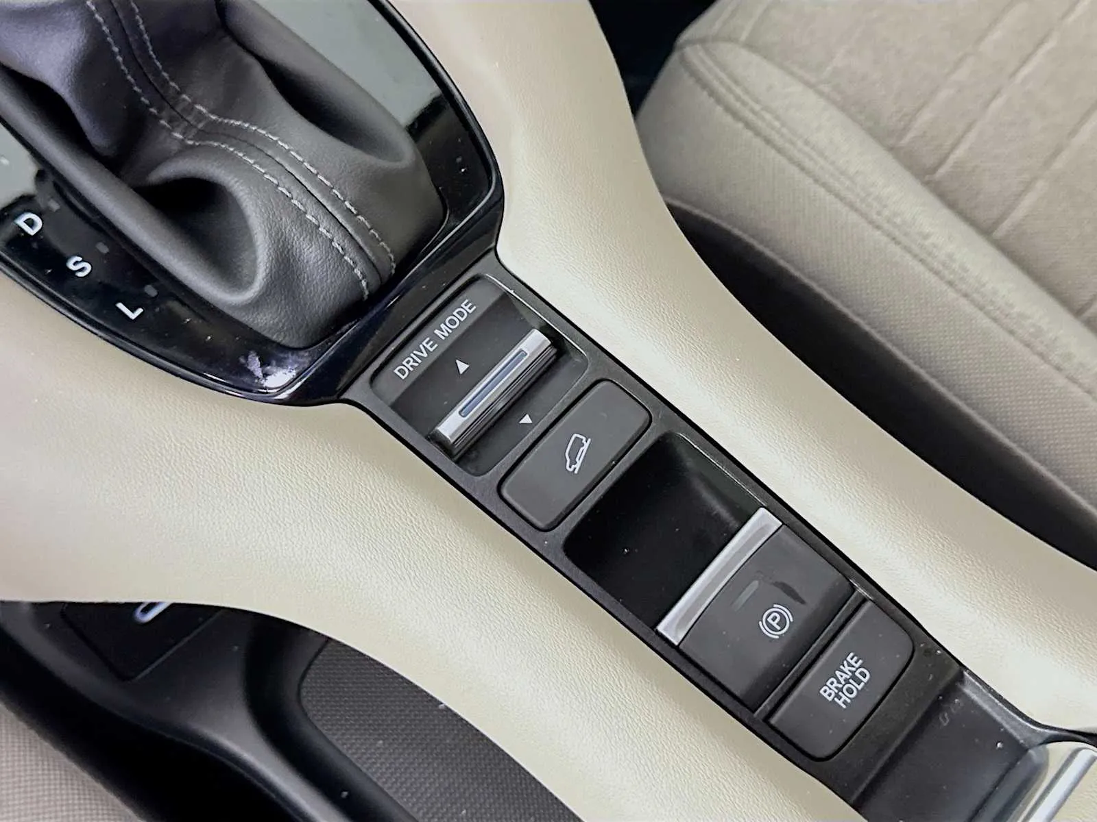 Honda HR-V photo 17