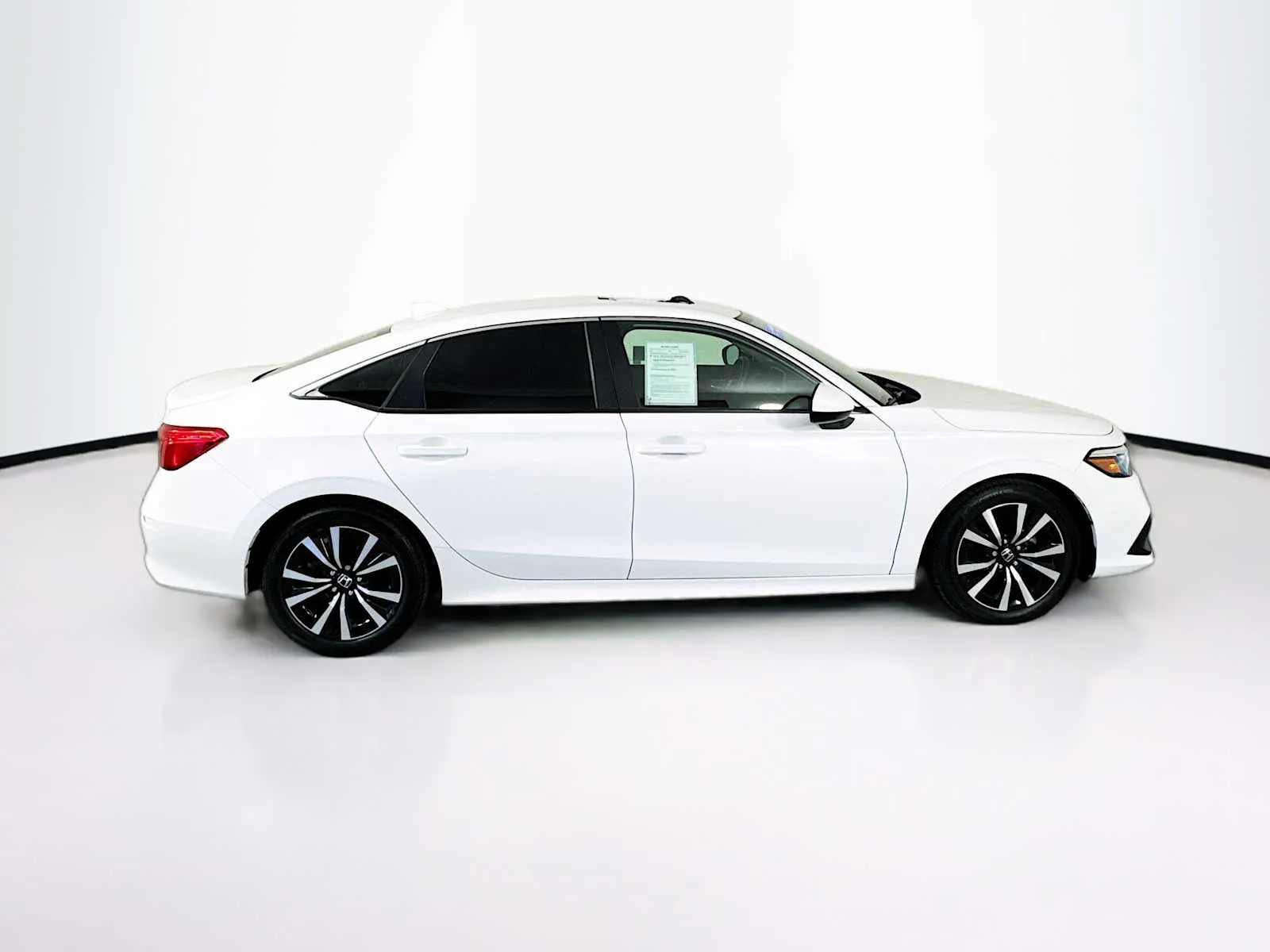 Honda Civic photo 8