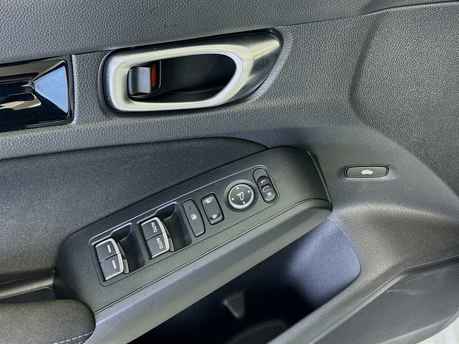 Honda Civic photo 18