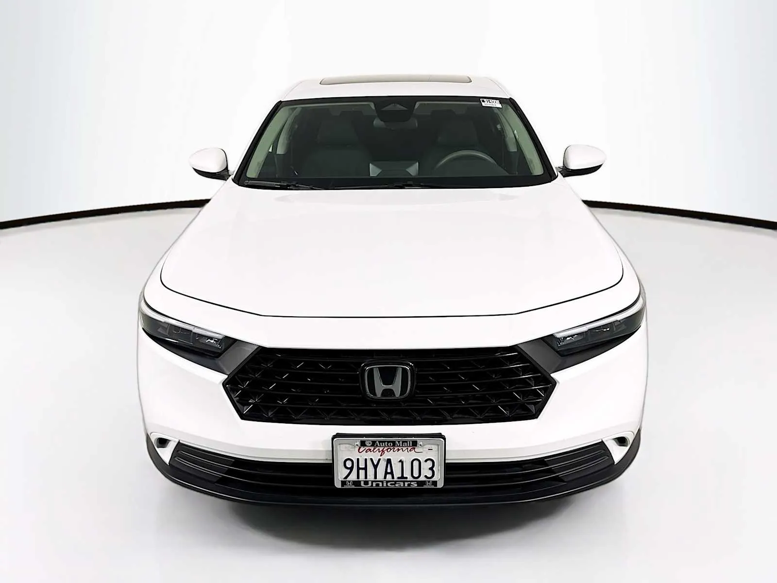 Honda Accord photo 2