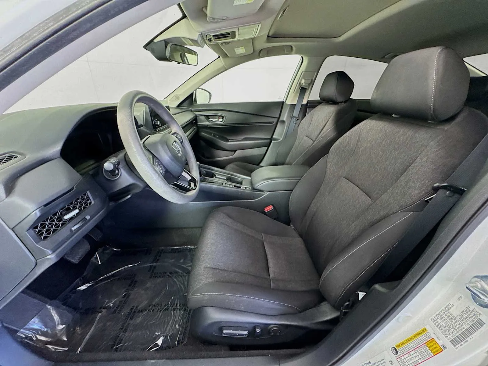 Honda Accord photo 20