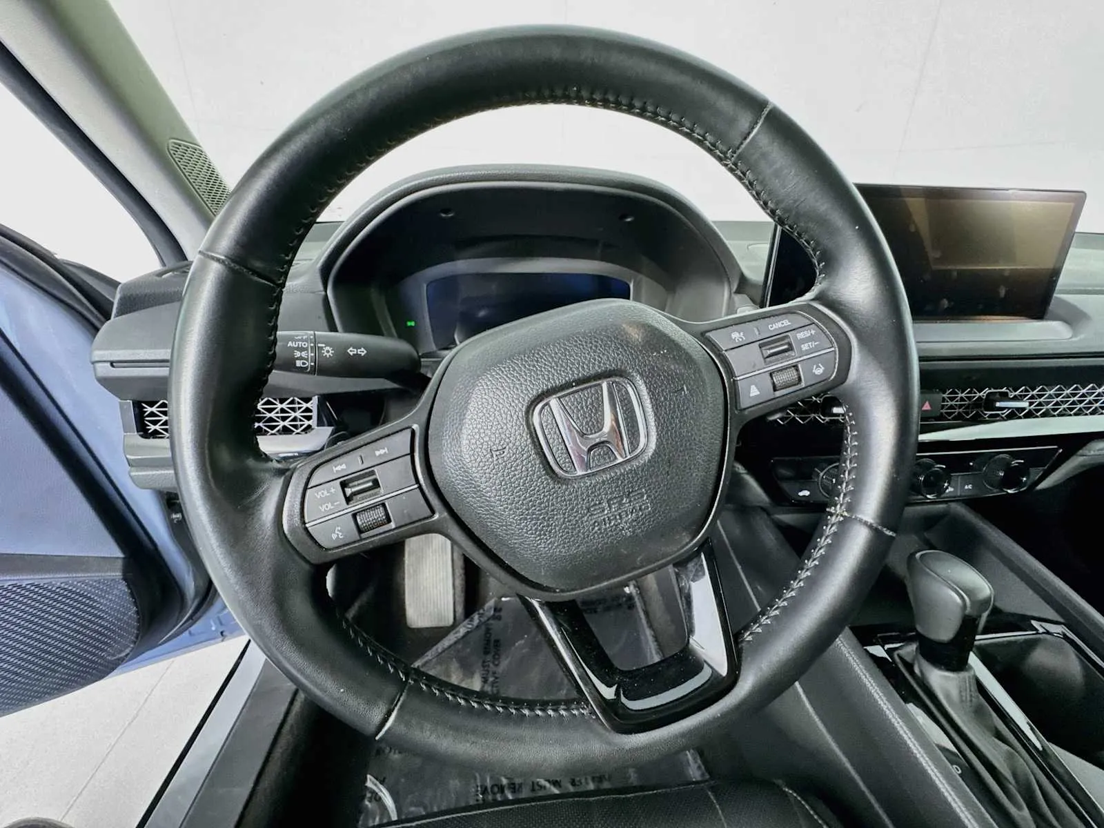Honda Accord photo 18
