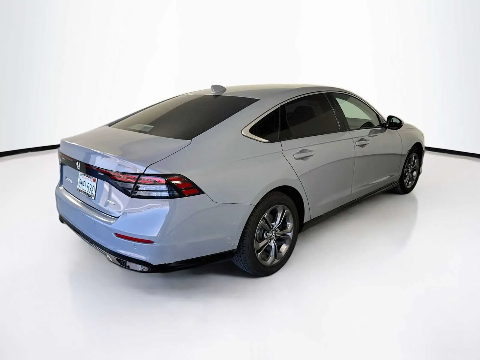 Honda Accord photo 6