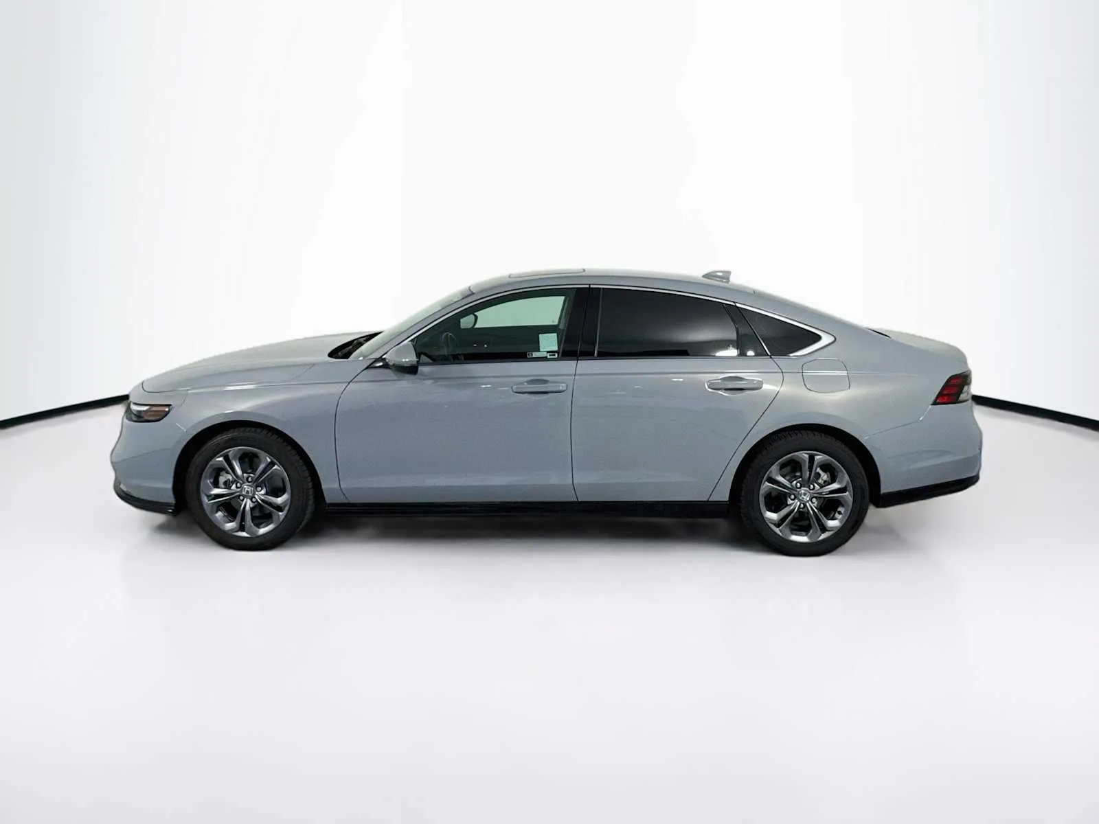 Honda Accord photo 4
