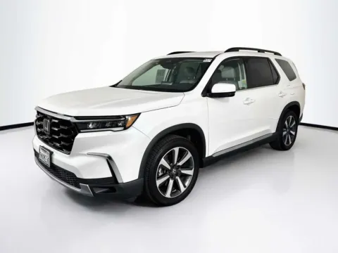 Another view of 2025 Honda Pilot Touring for sale in Indio, CA at Unicars Honda