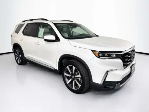 White 2025 Honda Pilot Touring for sale in Indio, CA