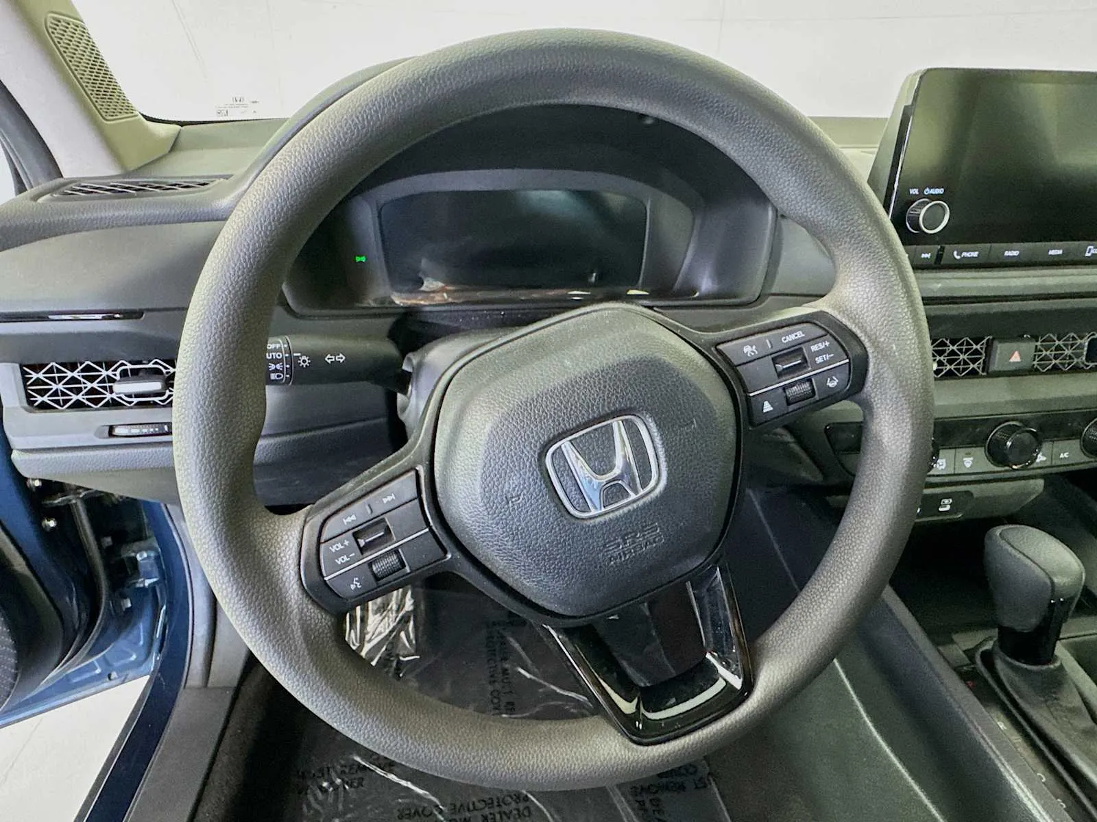 Honda Accord photo 10