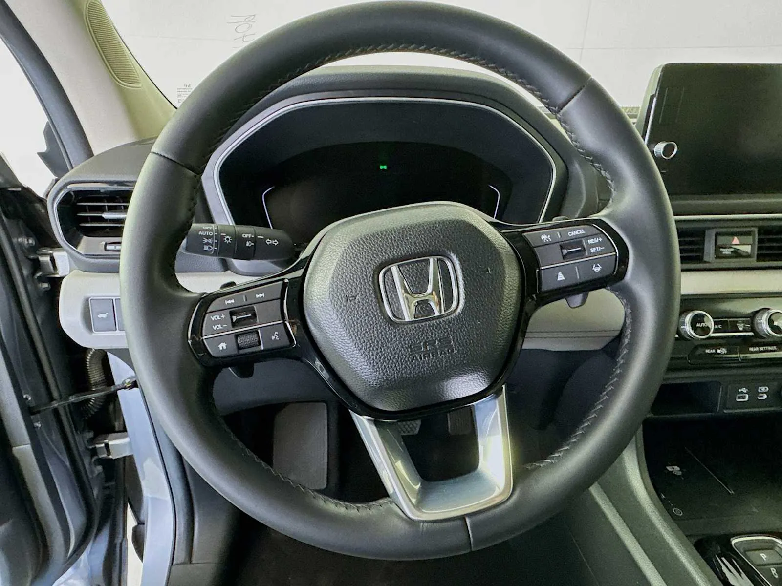 Honda Pilot photo 11