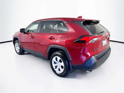 More photos of 2022 Toyota RAV4 LE at Unicars Honda, CA
