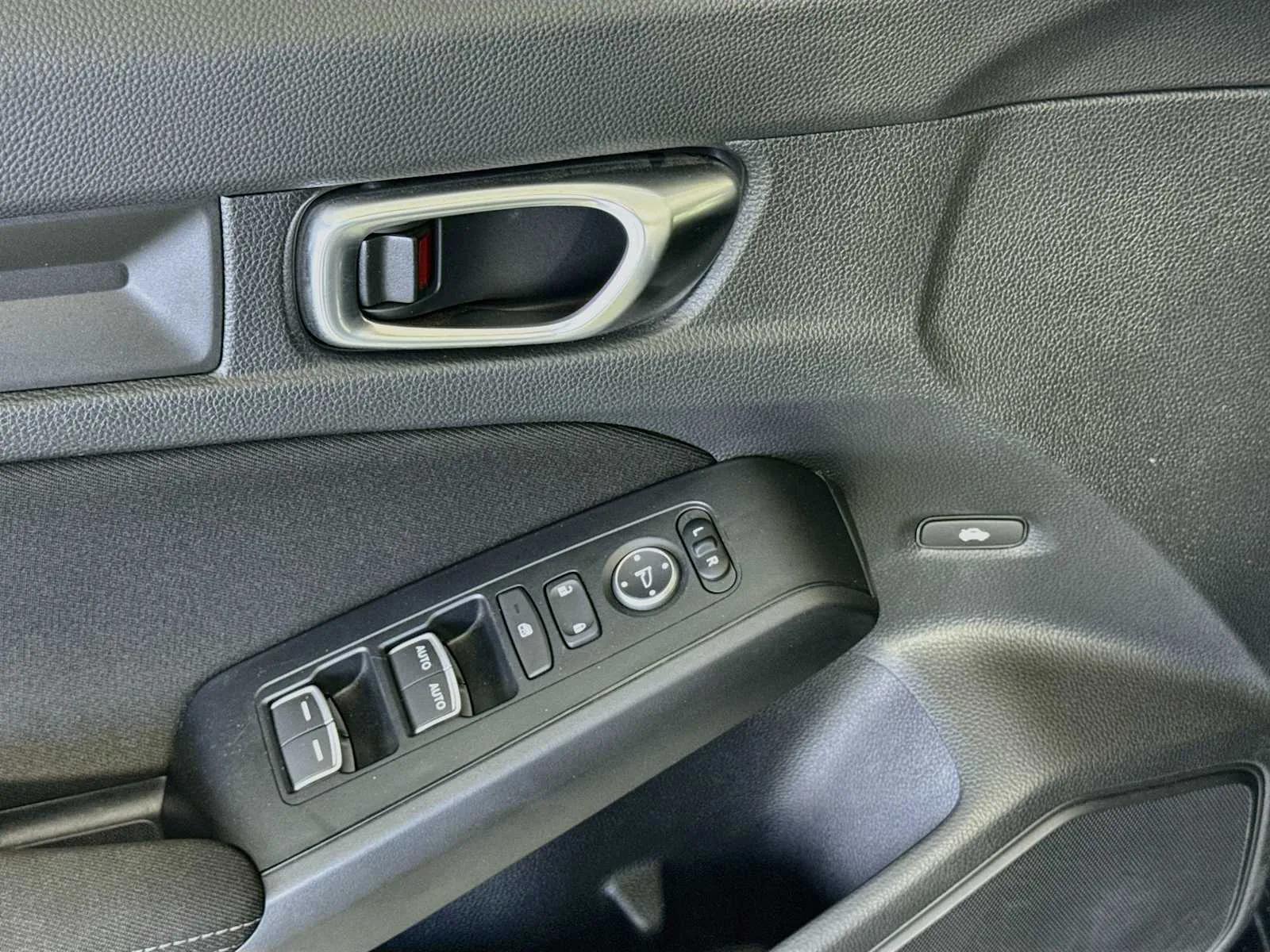 Honda Civic photo 18