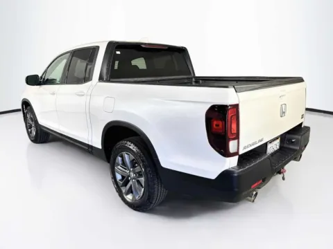 More photos of 2023 Honda Ridgeline Sport at Unicars Honda, CA