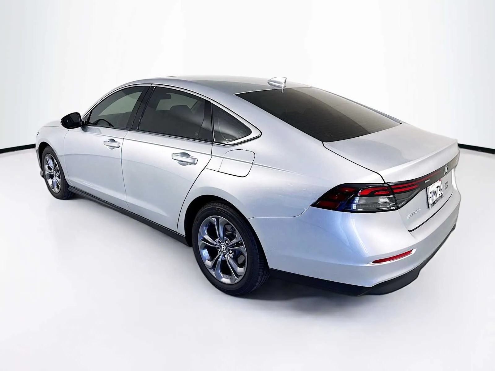Honda Accord photo 5
