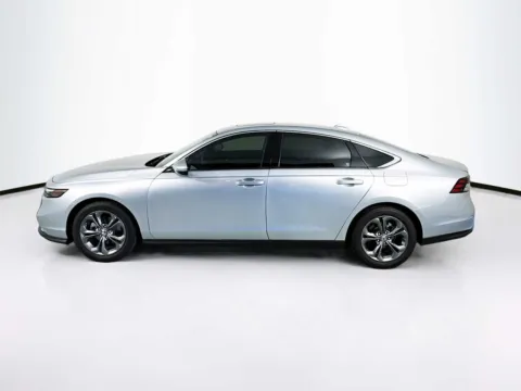 More photos of 2024 Honda Accord EX at Unicars Honda, CA