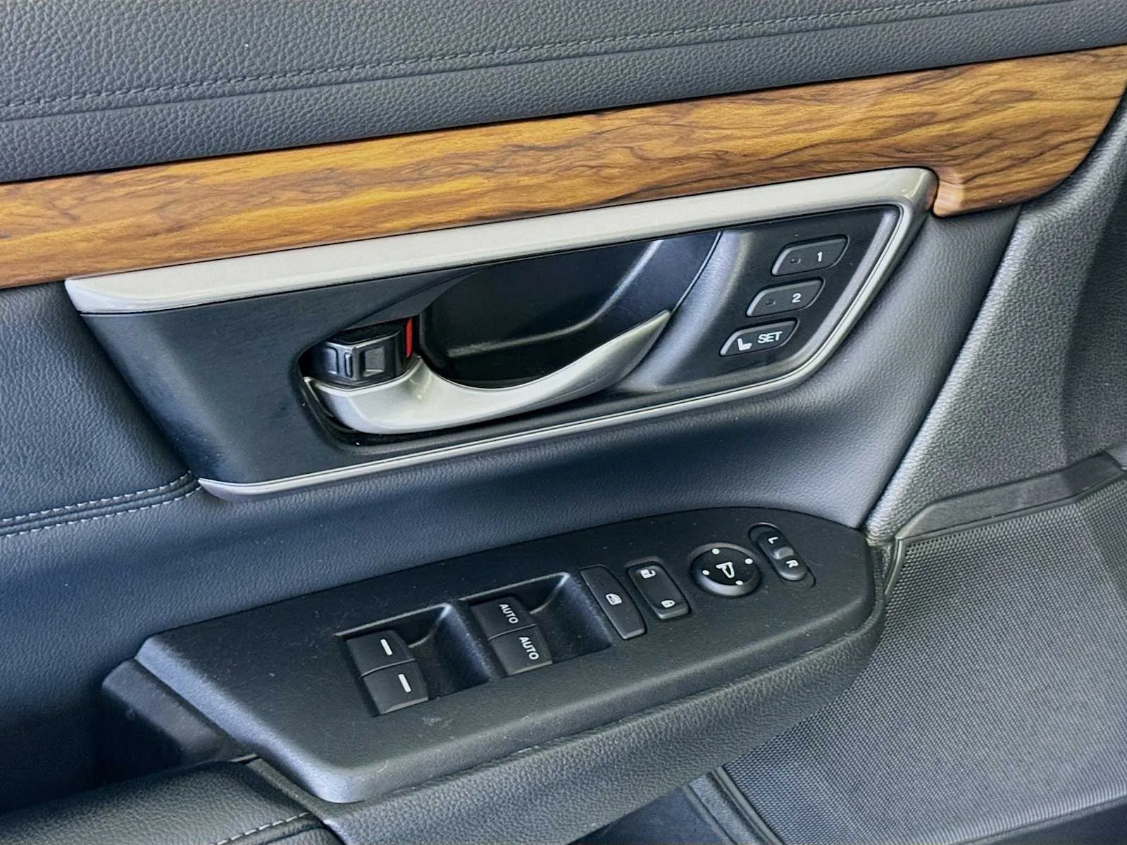 Honda CR-V photo 18