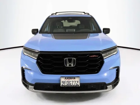 Photos of 2023 Honda Pilot TrailSport for sale in Indio, CA at Unicars Honda