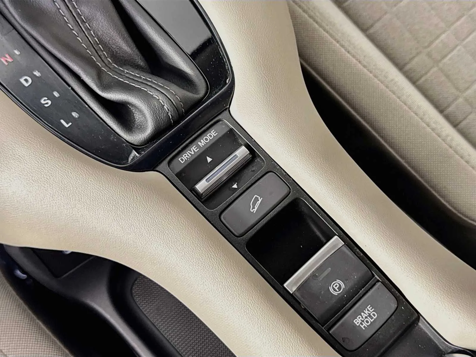 Honda HR-V photo 17