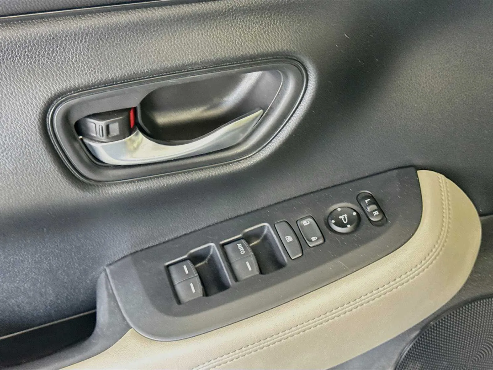 Honda HR-V photo 18