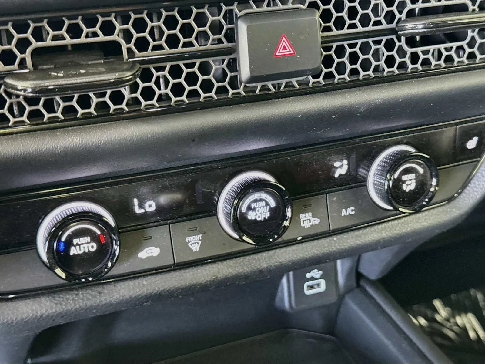 Honda HR-V photo 16
