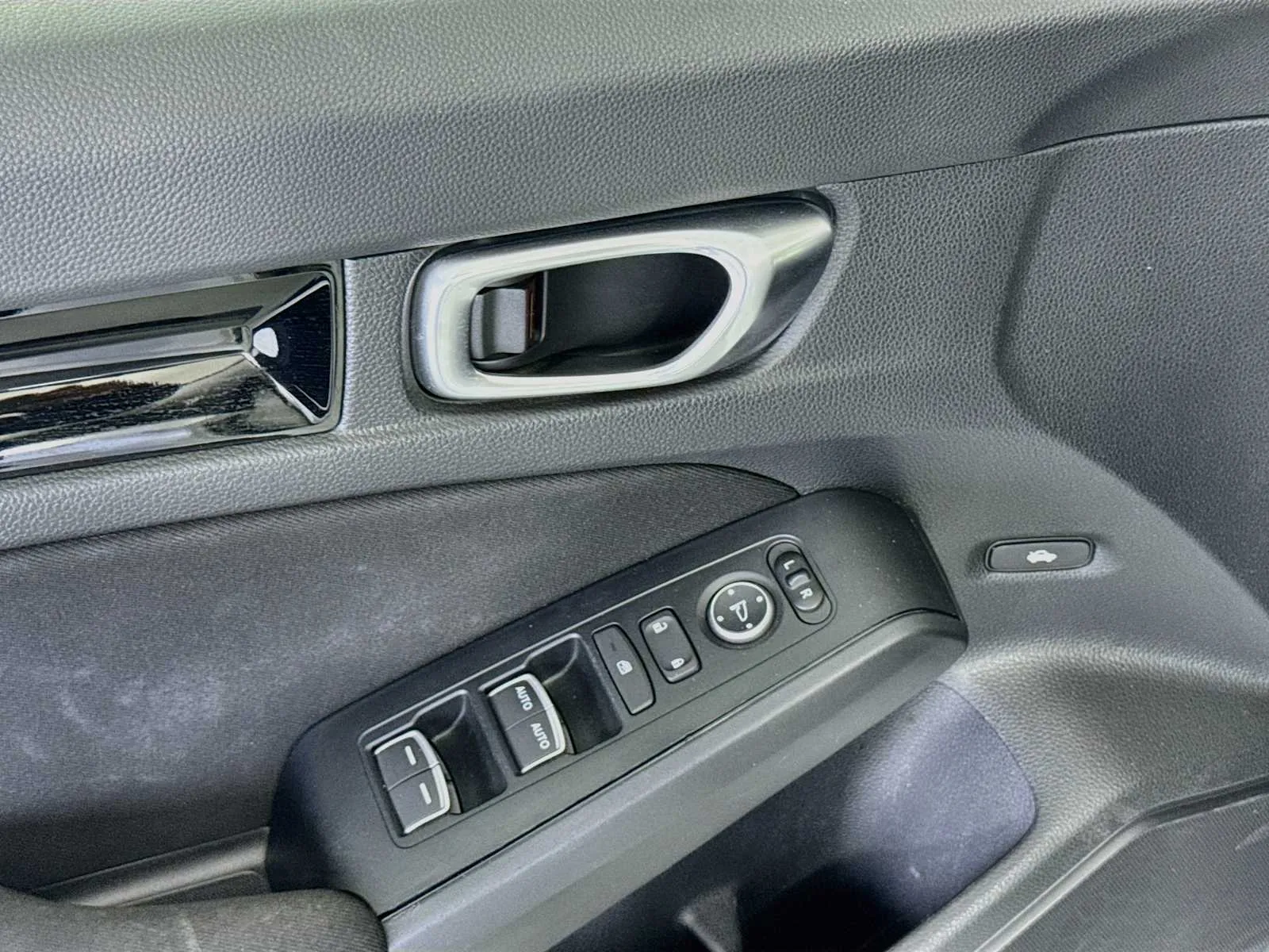 Honda Civic photo 18