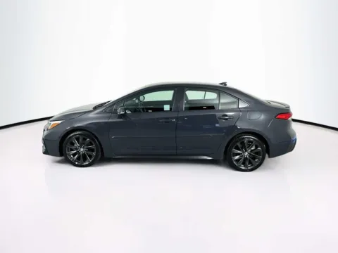 More photos of 2024 Toyota Corolla SE at Unicars Honda, CA