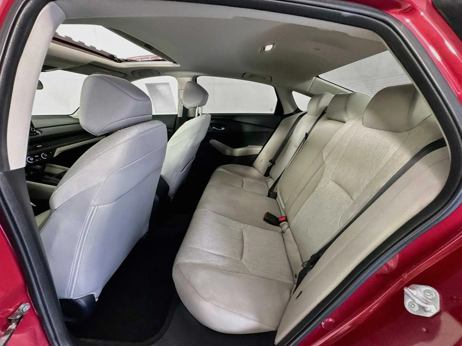 Honda Accord photo 24
