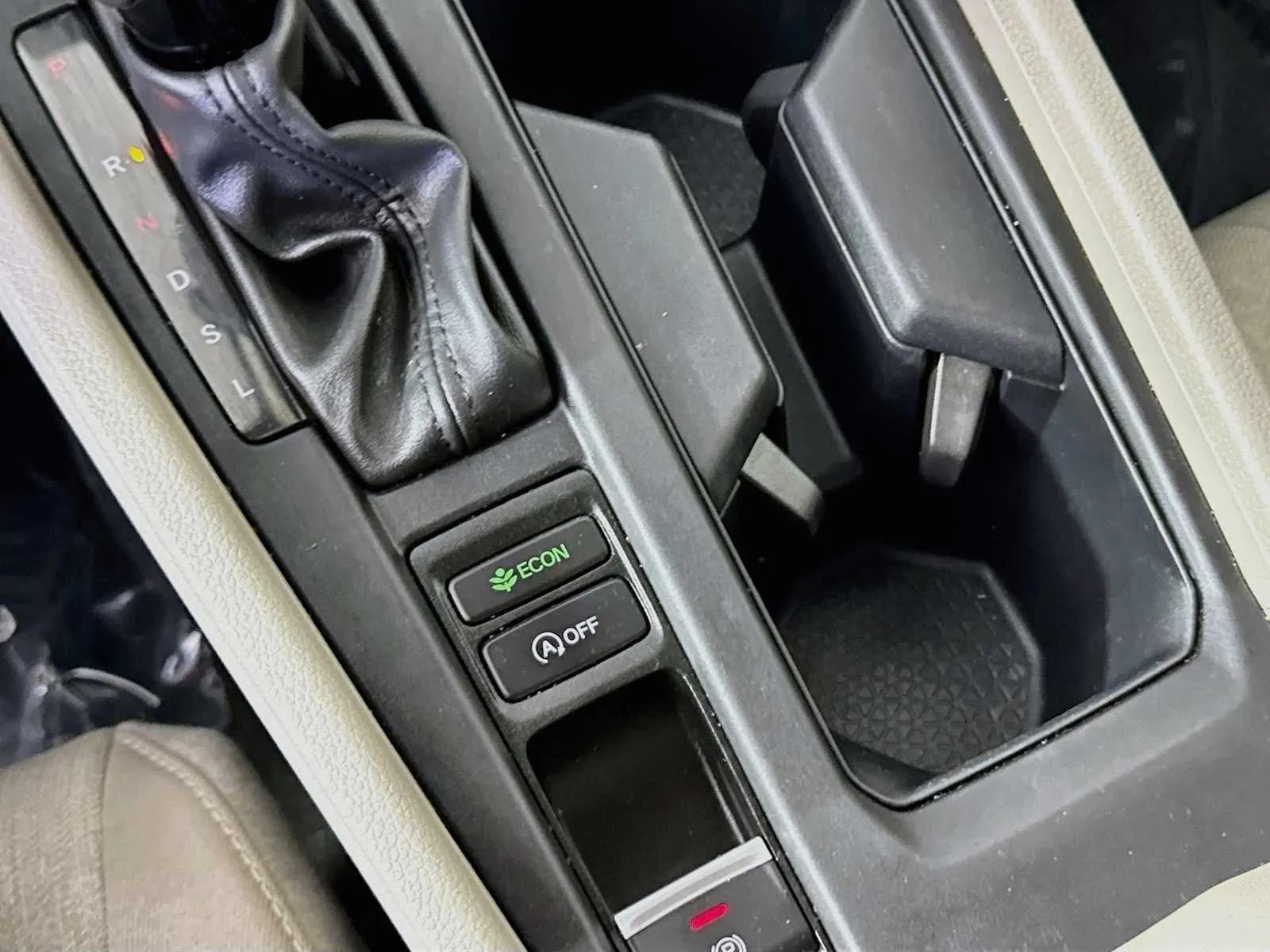 Honda Accord photo 16
