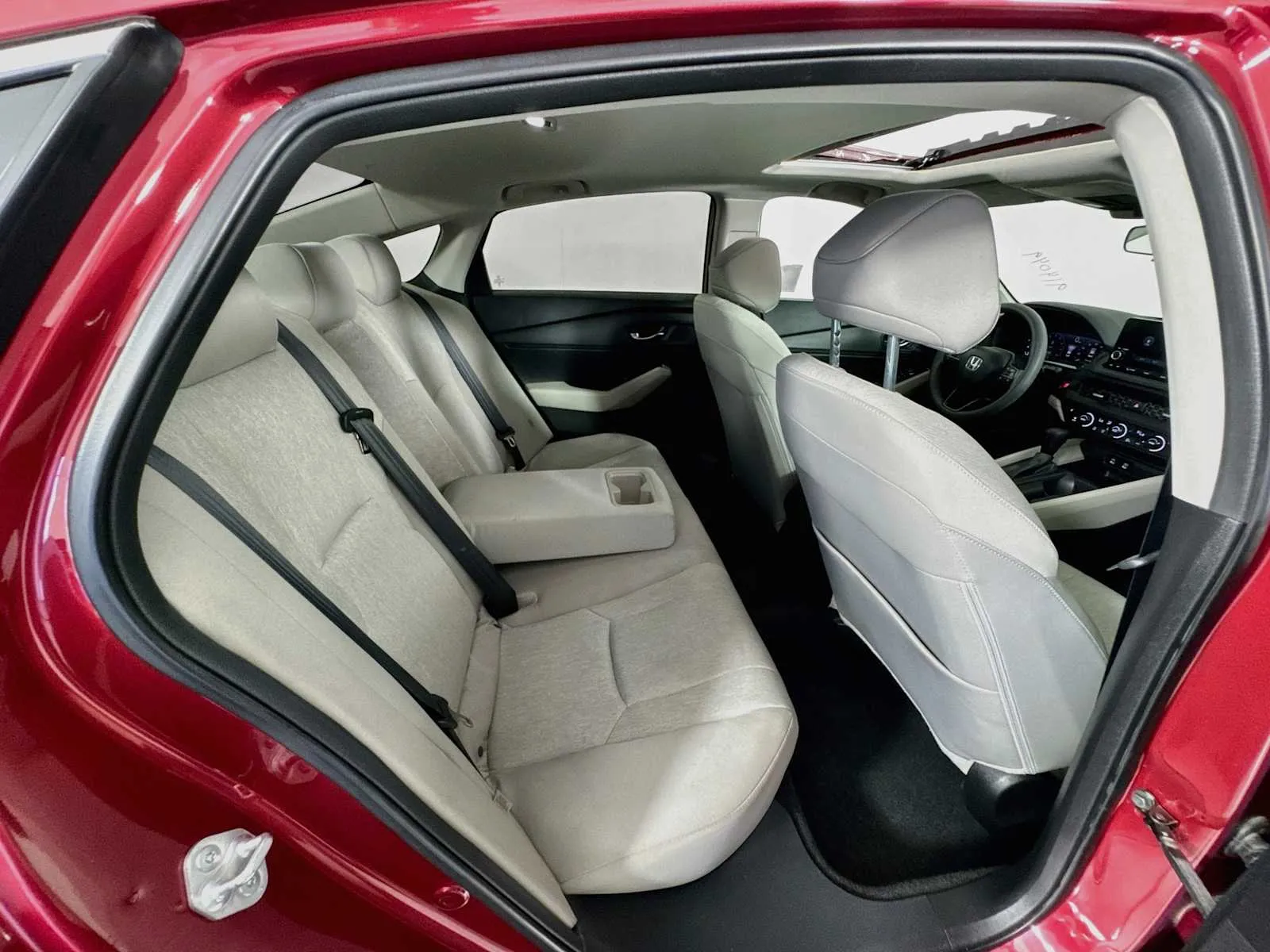 Honda Accord photo 27