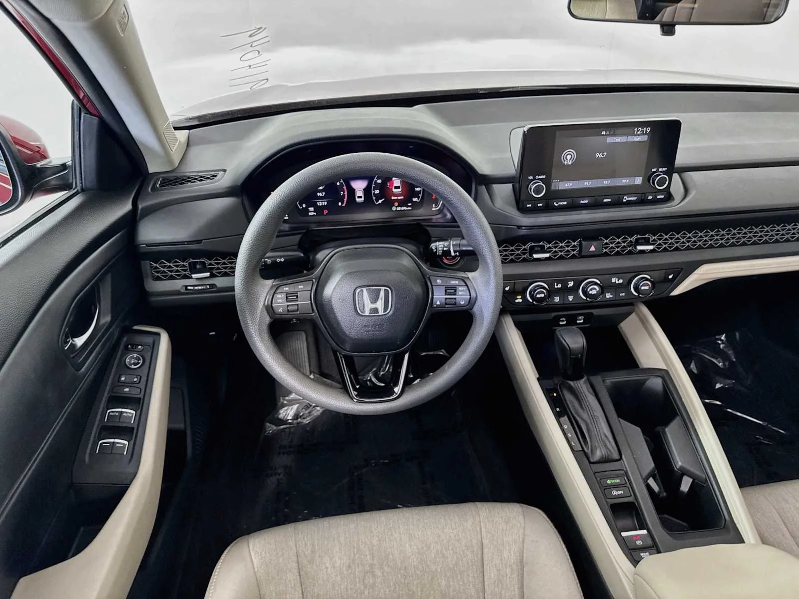 Honda Accord photo 22