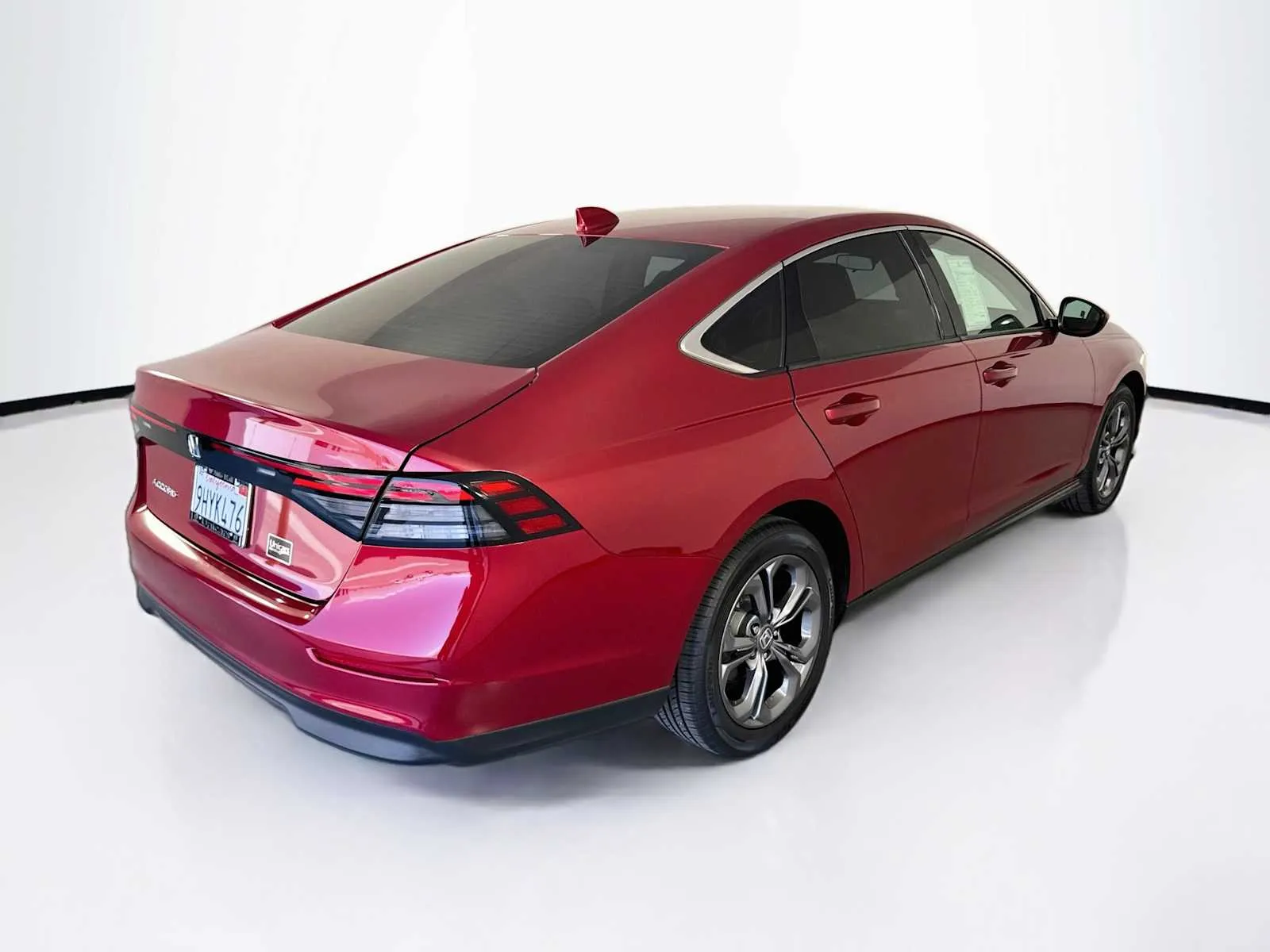 Honda Accord photo 7
