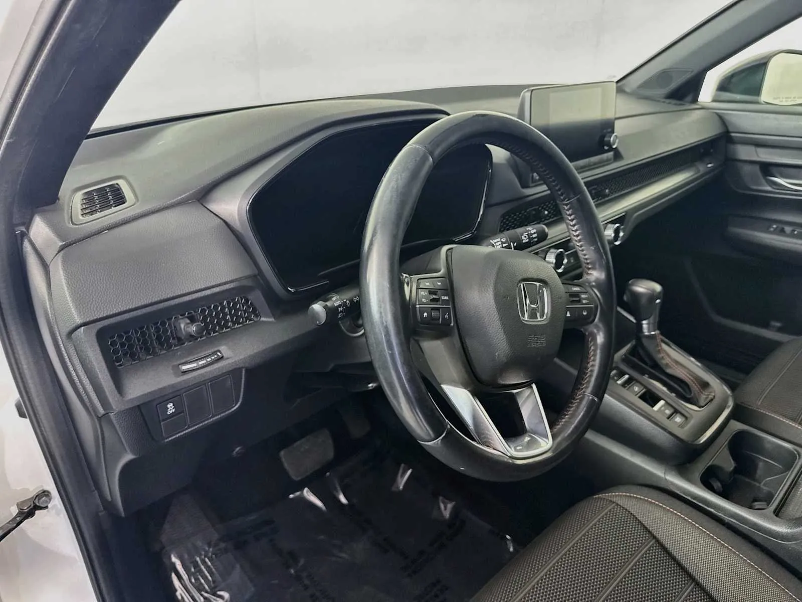 Honda CR-V photo 9