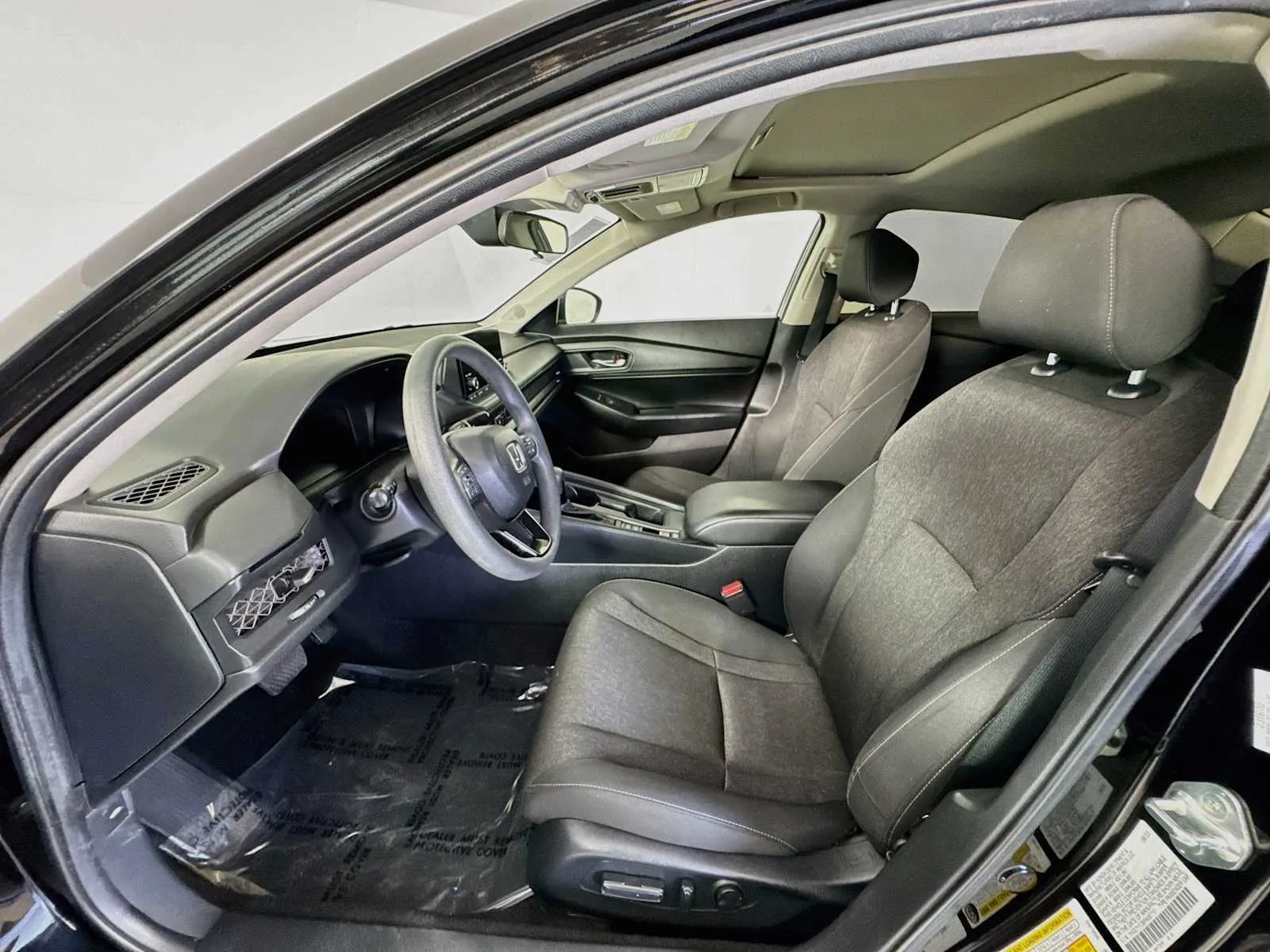 Honda Accord photo 20