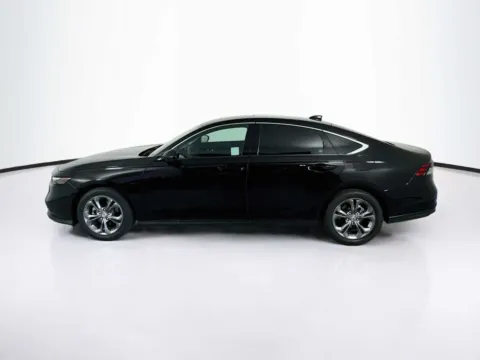 More photos of 2023 Honda Accord EX at Unicars Honda, CA