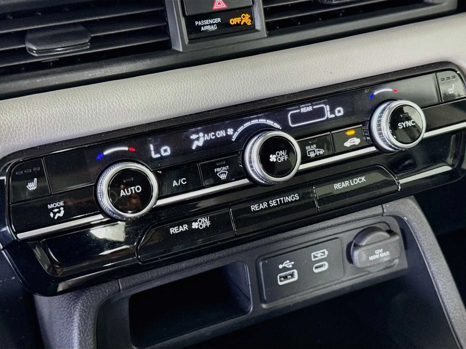 Honda Pilot photo 16
