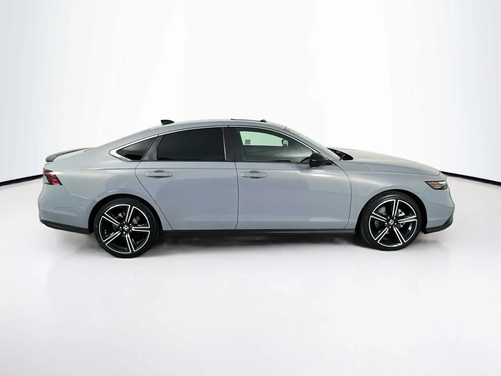 Honda Accord photo 8