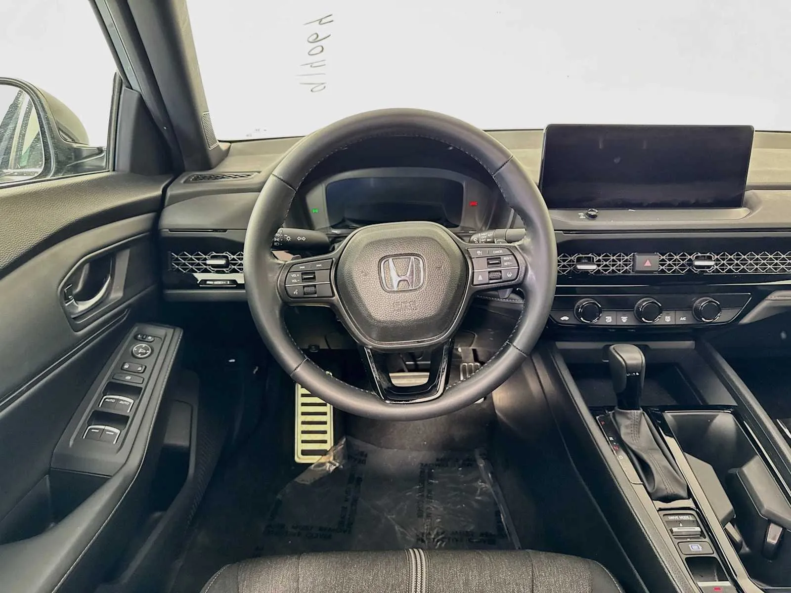 Honda Accord photo 21